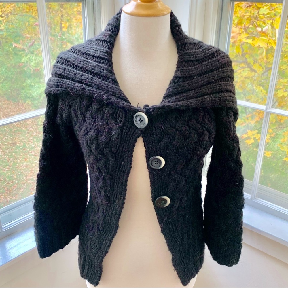 BEBE chunky heavy cabled large collar cardigan